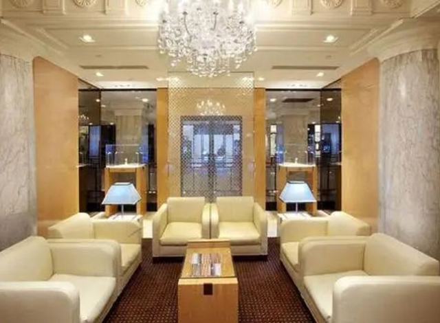 伯爵售后服务中心(北京伯爵华贸中心维修中心)